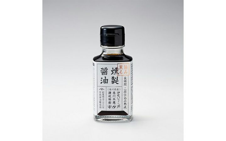 【(有)宮地醤油醸造場】旨み薫る　燻製醤油　100ml