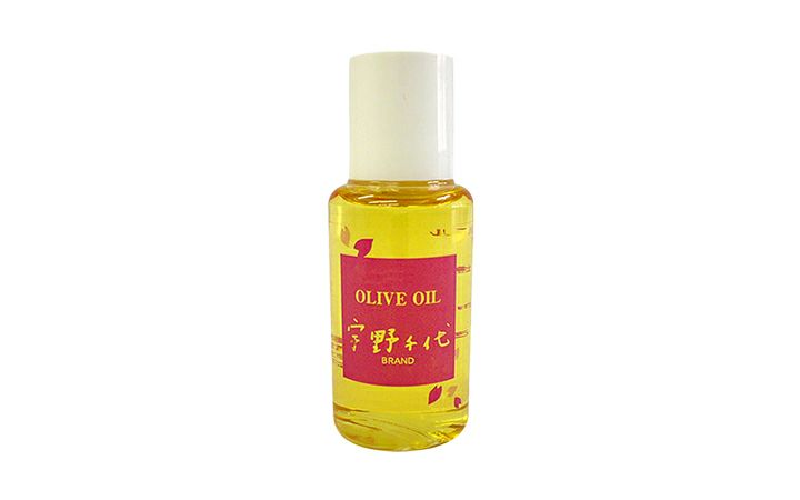 【小豆島ヘルシーランド(株)】宇野千代BRANDオリーヴオイル 30ml