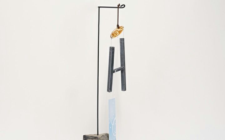 【(有)平井石産】サヌカイトの風鈴　ひのきト音記号