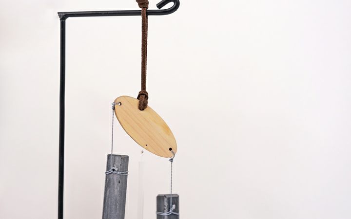 【(有)平井石産】サヌカイトの風鈴　ひのきト音記号