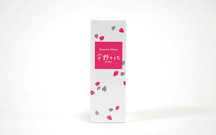 小豆島ヘルシーランド(株)】宇野千代BRANDエッセンスウォーター（化粧